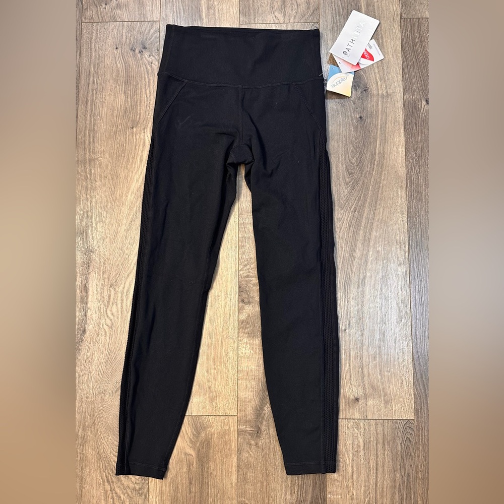Athleta Leggings Womens Black Side Leg Mesh 7/8 Length Gym Athleisure Sz XS NWT